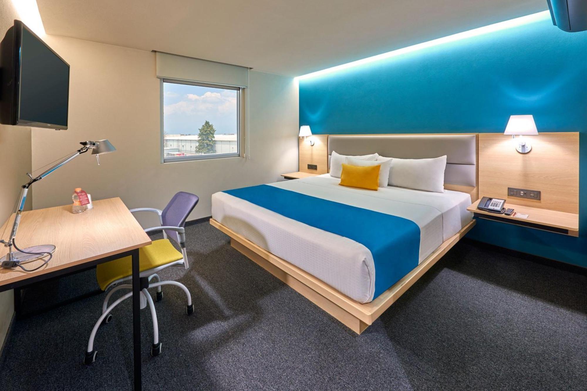 City Express By Marriott Suites Toluca Kültér fotó
