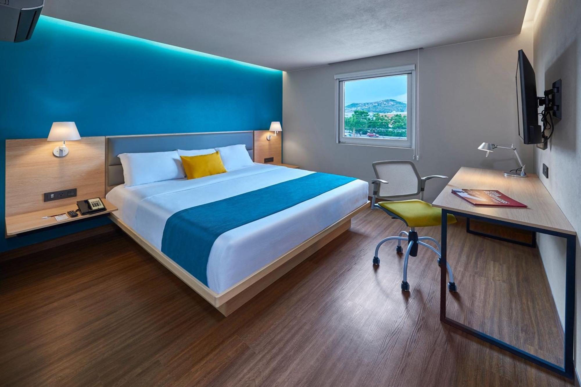 City Express By Marriott Suites Toluca Kültér fotó